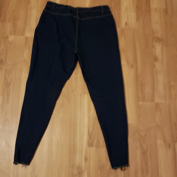 Lawless Dark Wash Jegging - Picture 4 of 5